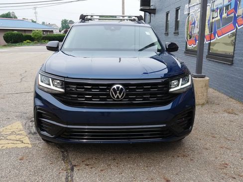Used 2023 Volkswagen Atlas SEL R-Line AWD/4WD image 25