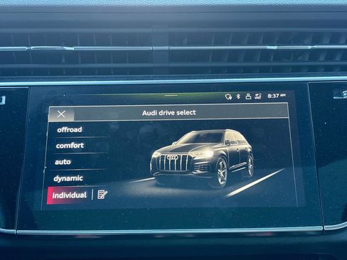 Used 2021 Audi Q7 3.0T Premium Plus w/ Executive Package image 28