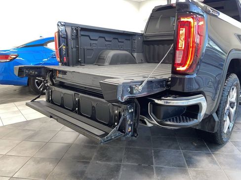 Used 2025 GMC Sierra 1500 SLT w/ SLT Premium Package image 13