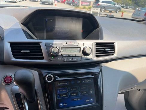 Used 2014 Honda Odyssey EX-L image 15