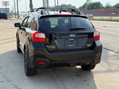 Used 2016 Subaru Crosstrek 2.0i Premium AWD/4WD image 9