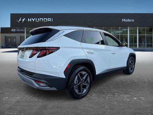 Certified 2025 Hyundai Tucson SEL FWD image 4
