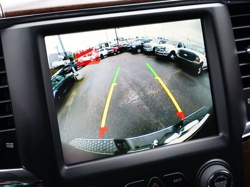 Used 2017 RAM 2500 Laramie w/ Convenience Group image 22