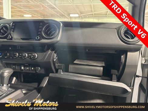 Used 2023 Toyota Tacoma TRD Sport image 41