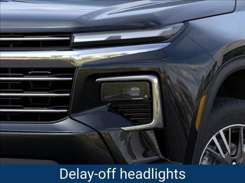 New 2027 Chevrolet Traverse LT w/ Driver Confidence Package FWD image 11