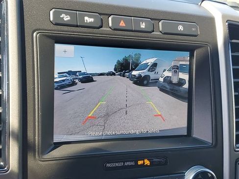 Used 2020 Ford Expedition XLT w/ Equipment Group 201A AWD/4WD image 25