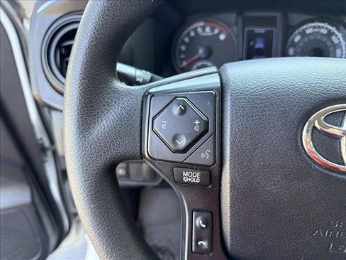 Used 2020 Toyota Tacoma SR w/ SR Convenience Package RWD image 13