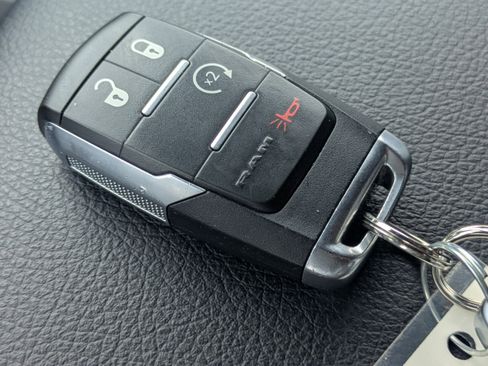 Used 2024 RAM 2500 Big Horn image 29