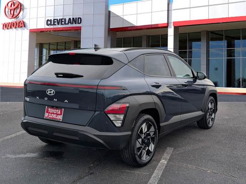 Used 2025 Hyundai Kona SEL FWD image 7