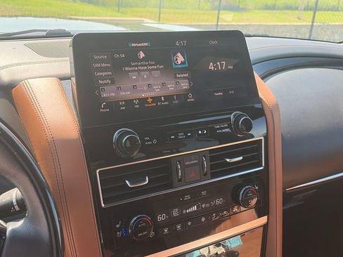 Used 2024 INFINITI QX80 Sensory AWD/4WD image 21