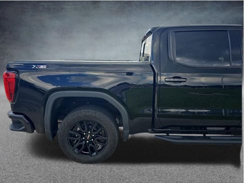Used 2021 GMC Sierra 1500 Elevation w/ Preferred Package AWD/4WD image 15