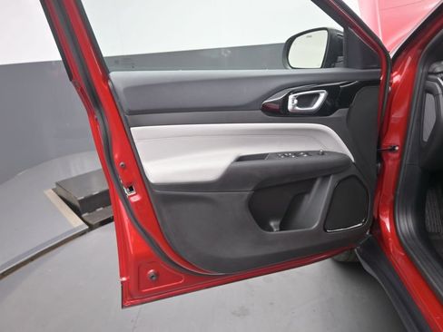 New 2026 Jeep Compass Limited AWD/4WD image 12