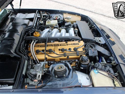 Used 1987 Porsche 944 S image 13