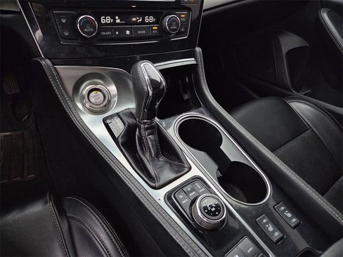 Used 2021 Nissan Maxima 3.5 SV w/ Floor Mat Group image 11