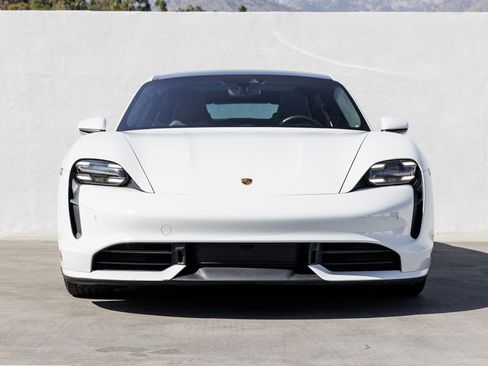 Certified 2020 Porsche Taycan Turbo image 10