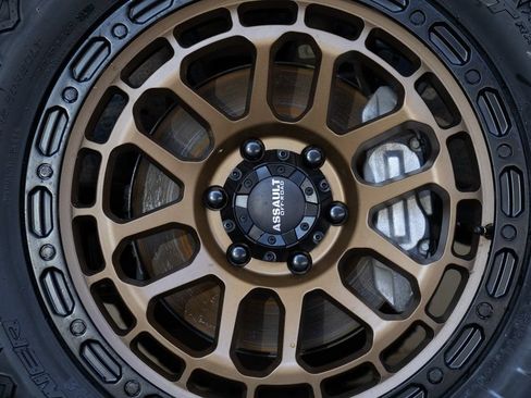 Used 2019 Chevrolet Silverado 1500 RST w/ All-Star Edition RWD image 10