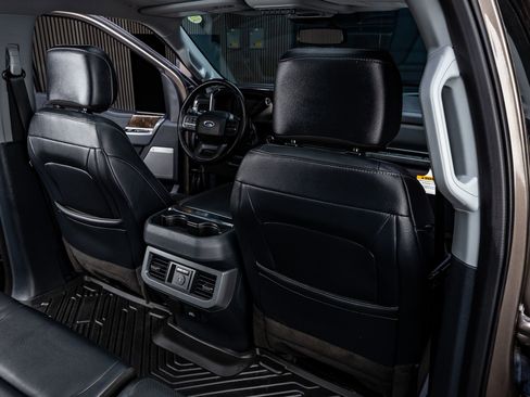 Used 2023 Ford F250 Lariat w/ Lariat Ultimate Package image 31