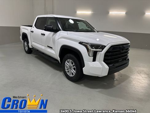 New 2026 Toyota Tundra SR5 image 4