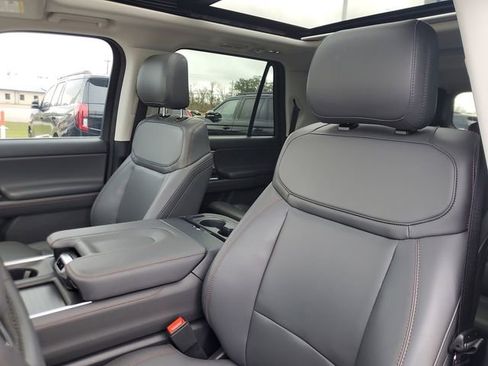New 2025 Ford Expedition Max Active RWD image 18