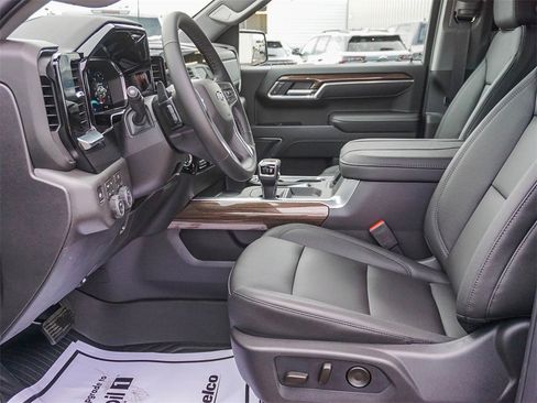 New 2026 Chevrolet Silverado 1500 LT Trail Boss w/ Convenience Package II image 17