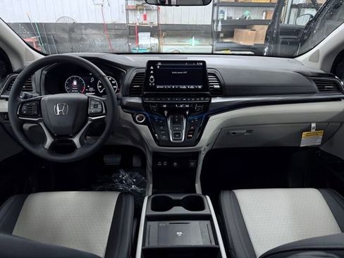 New 2026 Honda Odyssey Elite image 32