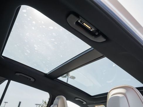 New 2026 Mercedes-Benz GLC 300 4MATIC image 33