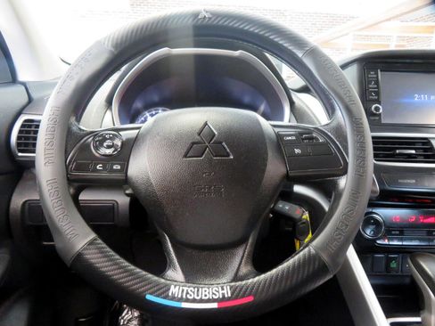 Used 2020 Mitsubishi Eclipse Cross ES image 28