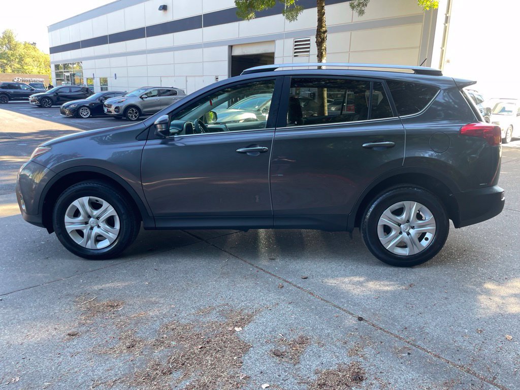Used 2013 Toyota RAV4 LE AWD/4WD image 7