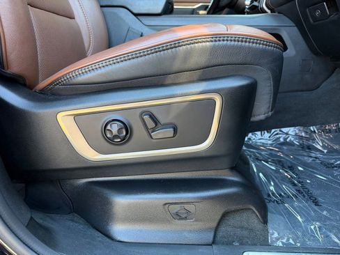 Used 2020 RAM 1500 Longhorn AWD/4WD image 34
