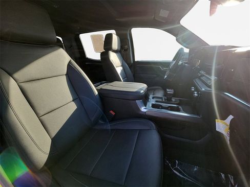 Certified 2023 GMC Sierra 1500 SLT w/ SLT Premium Package image 26