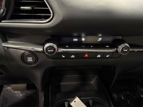 Certified 2023 MAZDA CX-30 AWD 2.5 S w/ Preferred Package image 19