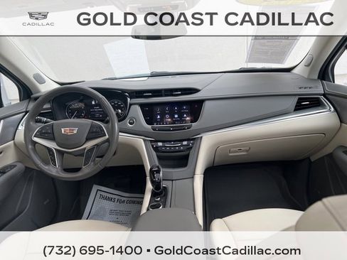 Used 2021 Cadillac XT5 Premium Luxury image 9