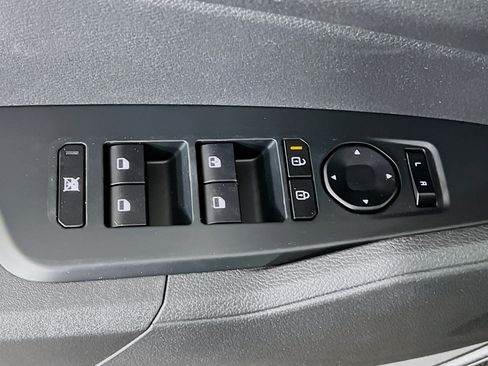 New 2026 Kia Sportage S image 20