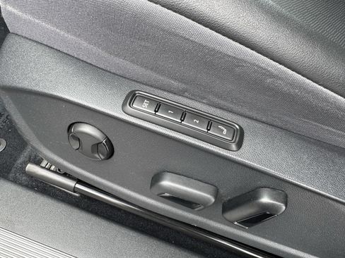 Used 2023 Volkswagen ID.4 Pro S RWD image 17