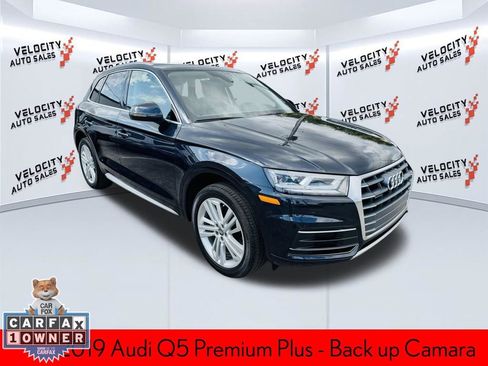 Used 2019 Audi Q5 2.0T Premium Plus image 1