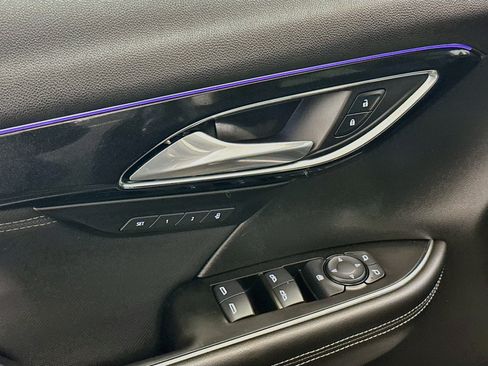 Used 2024 Buick Envision Preferred AWD/4WD image 15