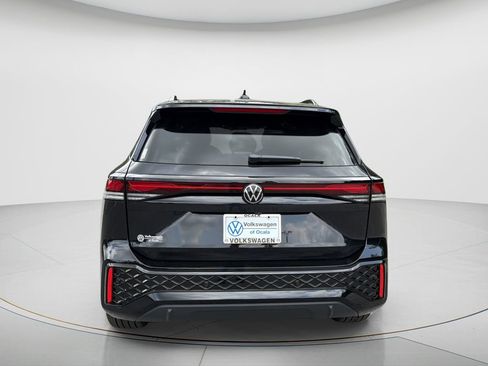 New 2026 Volkswagen Tiguan SE R-Line FWD image 6