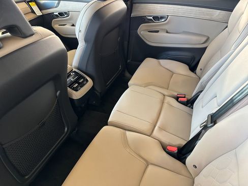 New 2026 Volvo XC90 B6 Plus w/ Protection Package Premier image 11