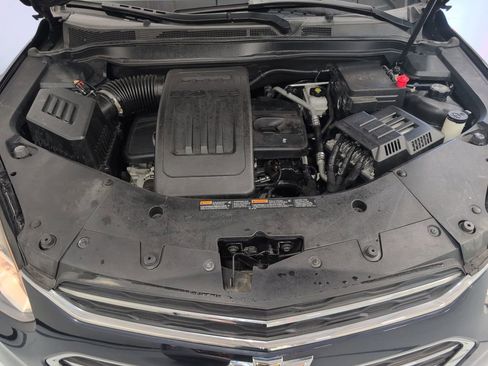 Used 2017 Chevrolet Equinox LT FWD image 22