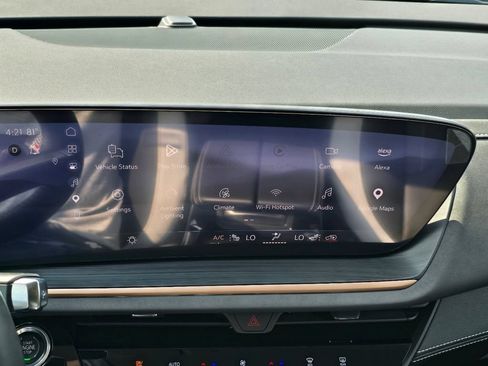 Certified 2025 Buick Envision Sport Touring AWD/4WD image 15