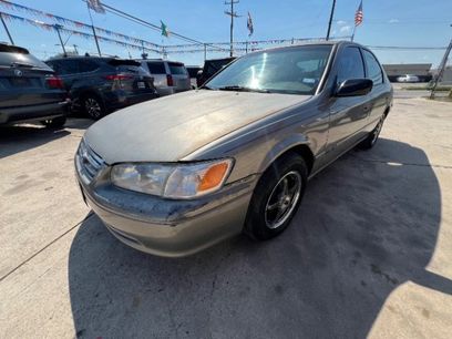 Used 2000 Toyota Camry XLE