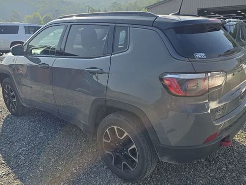 Used 2019 Jeep Compass Trailhawk AWD/4WD image 2
