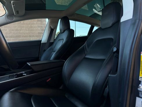 Used 2019 Tesla Model 3 Long Range image 37