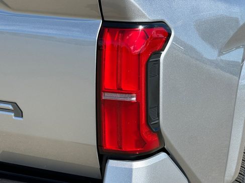 New 2026 Toyota Tacoma SR5 AWD/4WD image 31