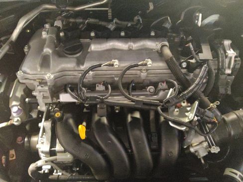 Used 2022 Toyota Corolla LE FWD image 30