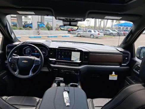 New 2026 Chevrolet Silverado 1500 High Country AWD/4WD image 12