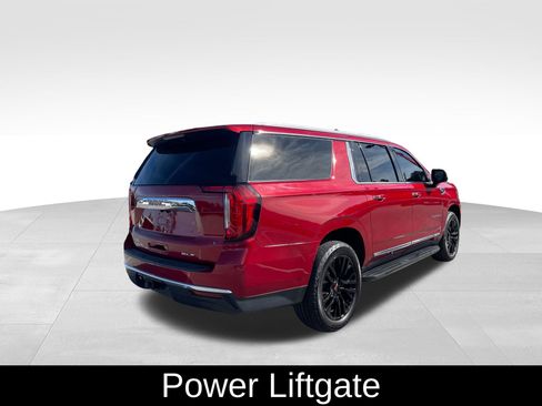 Used 2021 GMC Yukon XL SLT w/ SLT Luxury Package image 5