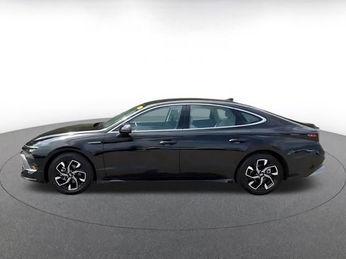 Used 2025 Hyundai Sonata SEL FWD image 8