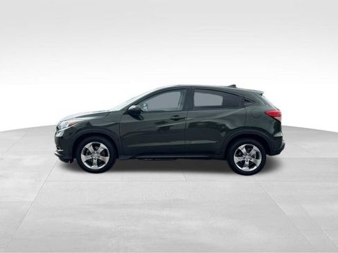 Used 2017 Honda HR-V EX image 8