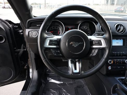 Used 2023 Ford Mustang Coupe image 7